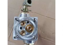 點(diǎn)擊查看詳細(xì)信息<br>標(biāo)題：閥塊總成 閱讀次數(shù)：2004